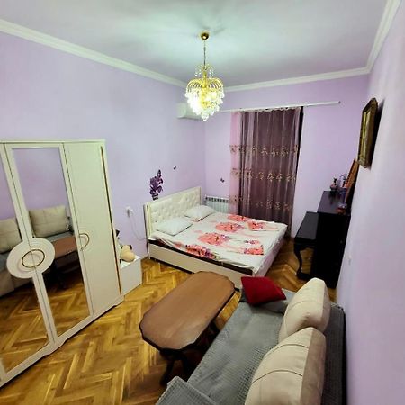 Karson Guest House And Tours Jerevan Buitenkant foto