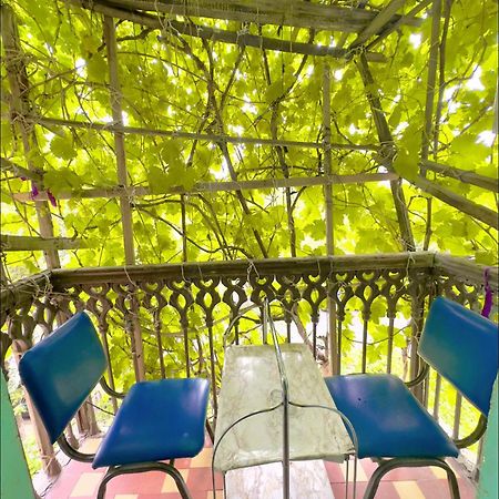 Karson Guest House And Tours Jerevan Buitenkant foto