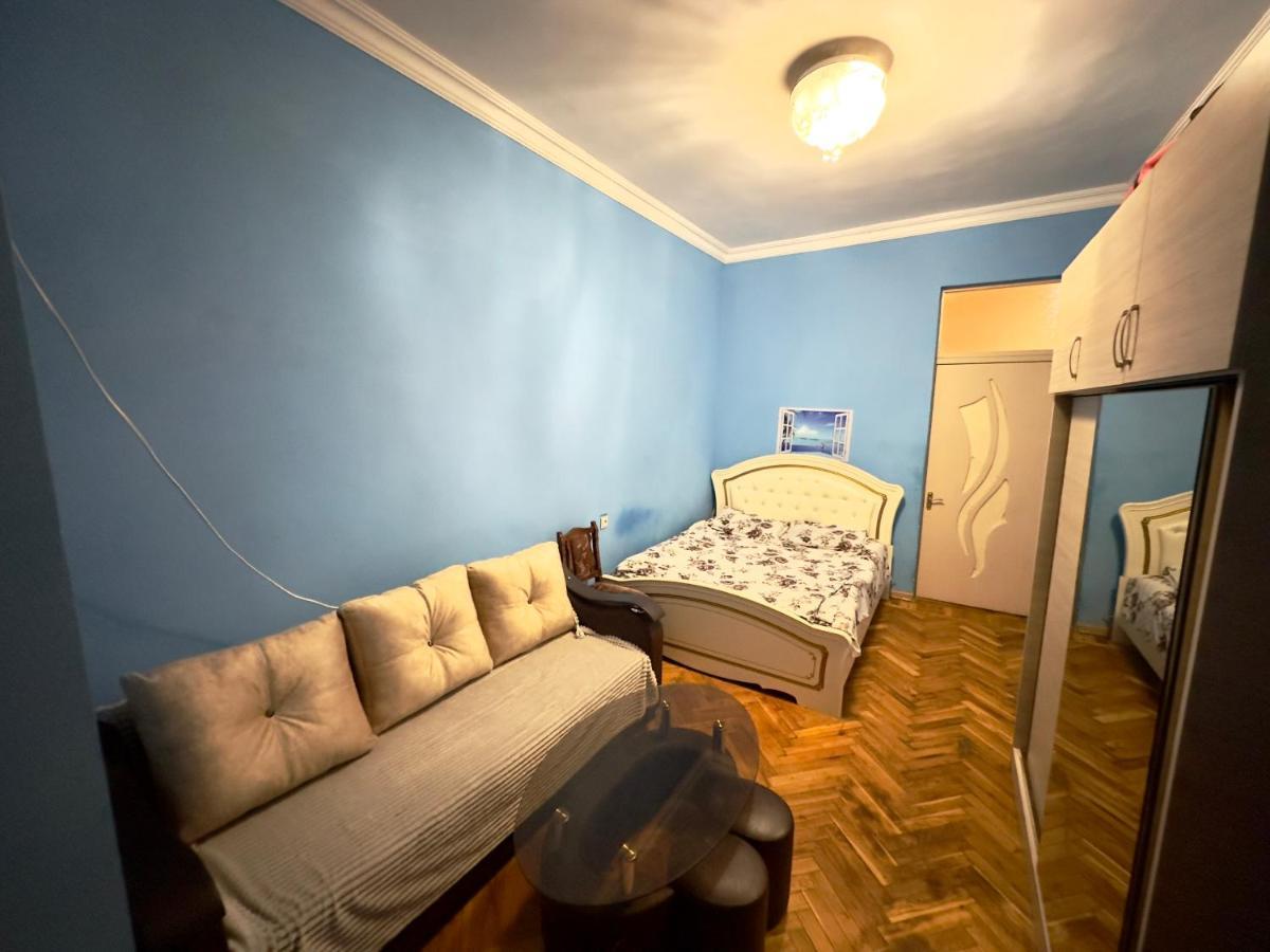 Karson Guest House And Tours Jerevan Buitenkant foto